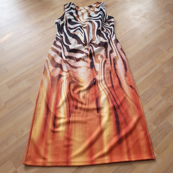 MAXI DRESS - Picture 1 of 5